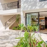 Xibalba Luxe Community With Pool And Gym 5Min To Beach